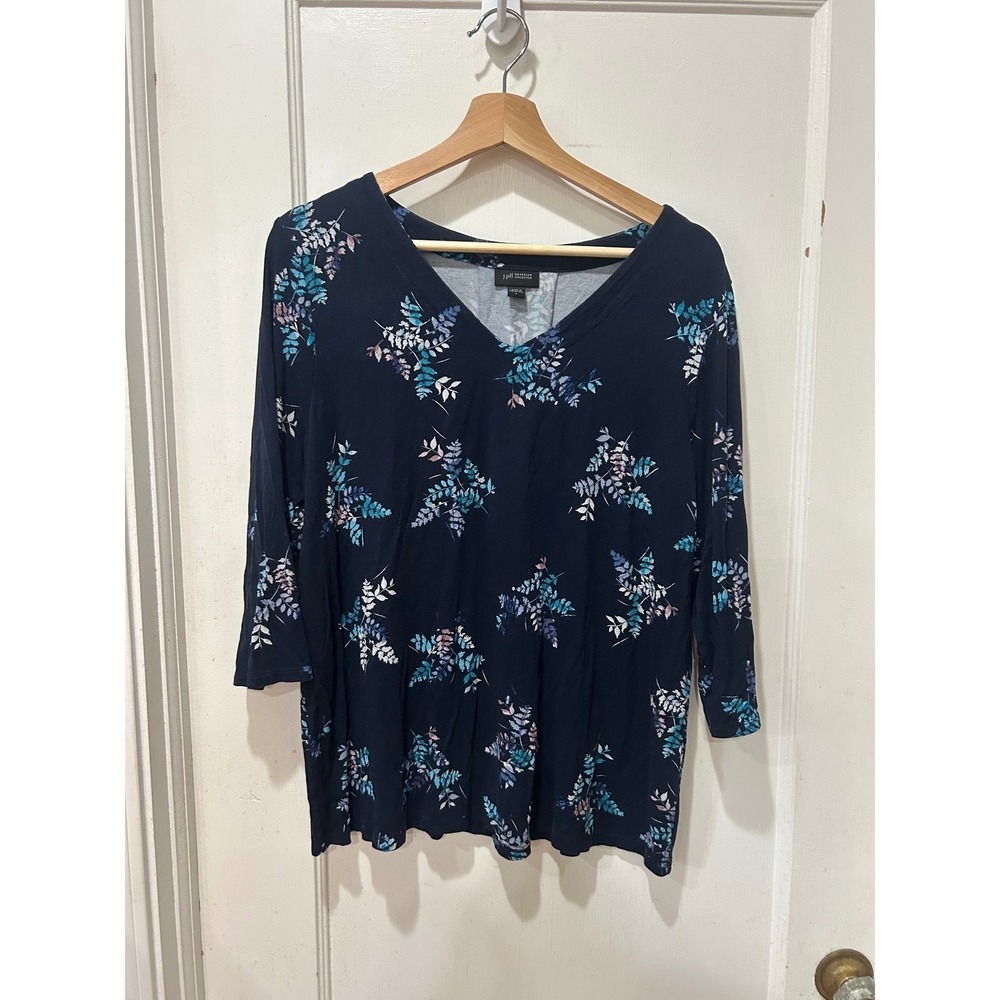 J. Jill Wearever Navy Blue Floral Leaf V-Neck 3/4 Sleeve Knit Top Large L - Picture 2 of 6